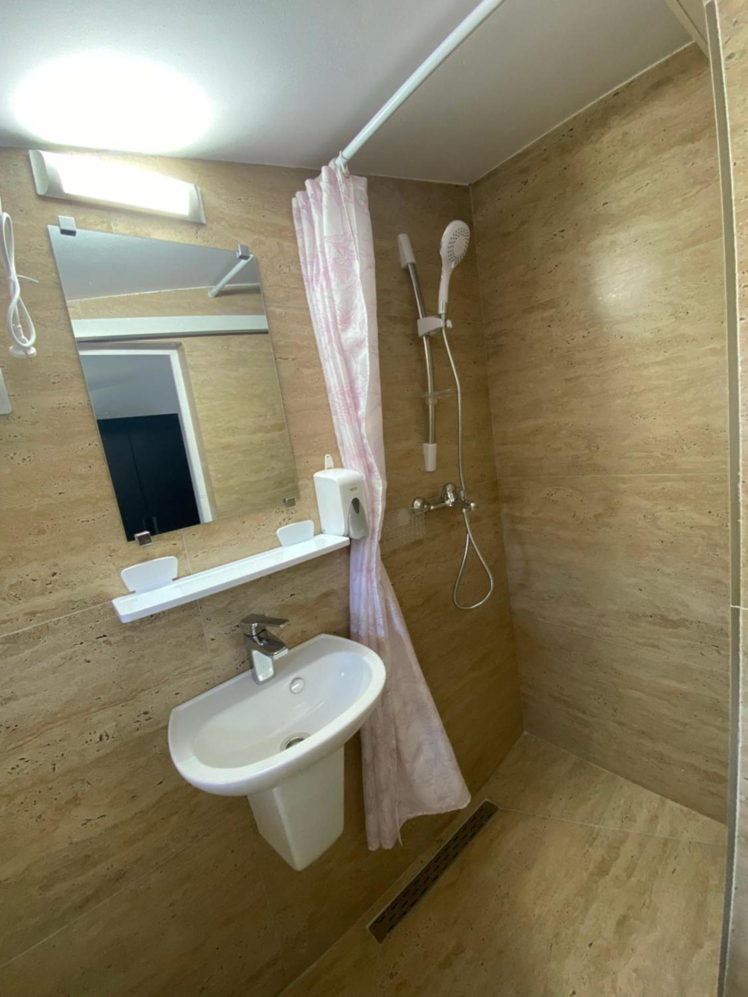 Casa Ciobi 호텔 Două Mai 외부 사진