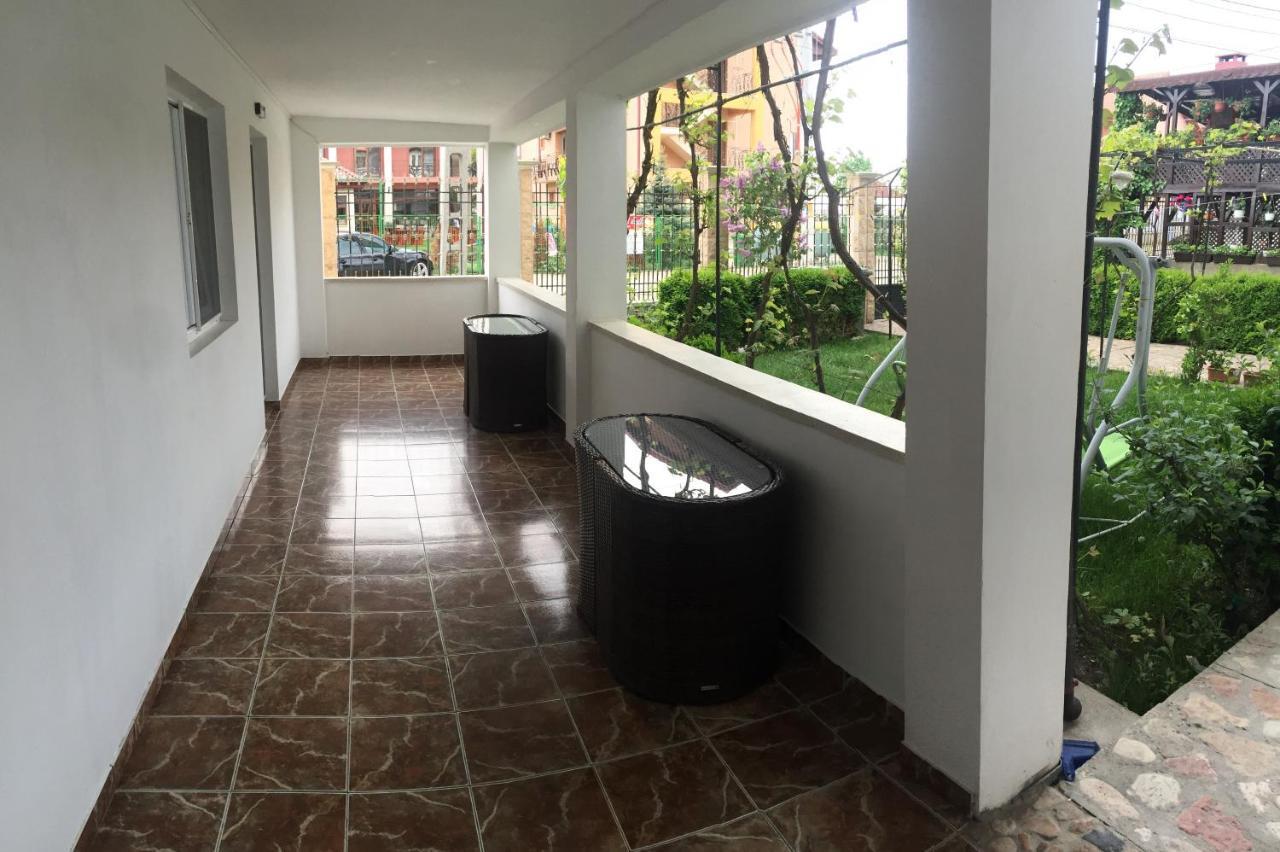 Casa Ciobi 호텔 Două Mai 외부 사진